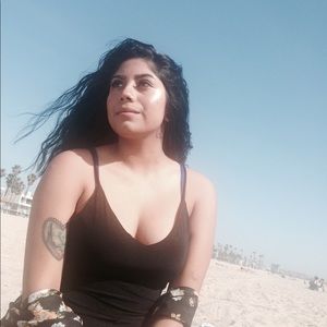 Meet your Posher, Ana